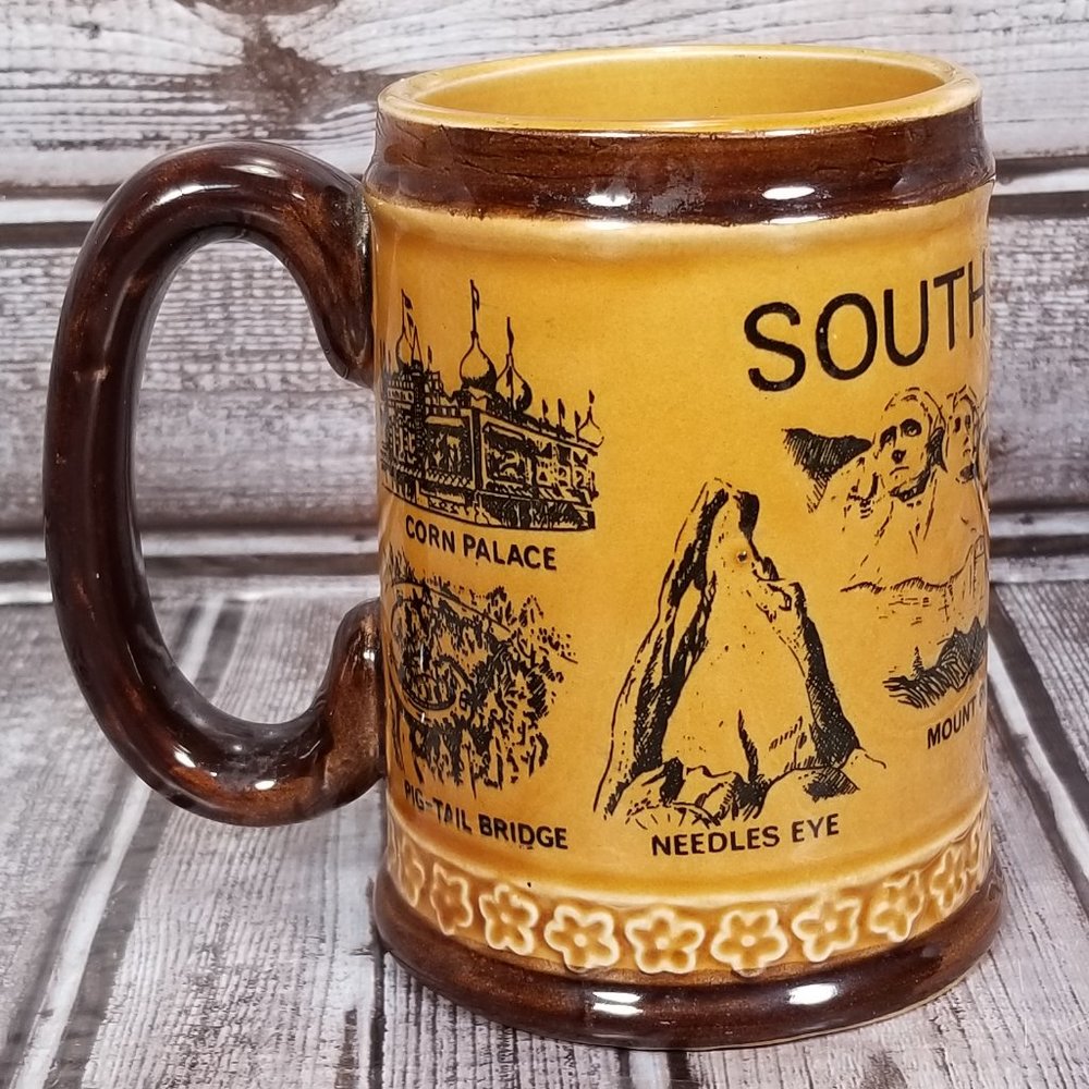 VTG LORD NELSON WARE Pottery South Dakota Coffee Mug Cup Stein Mount Rushmore